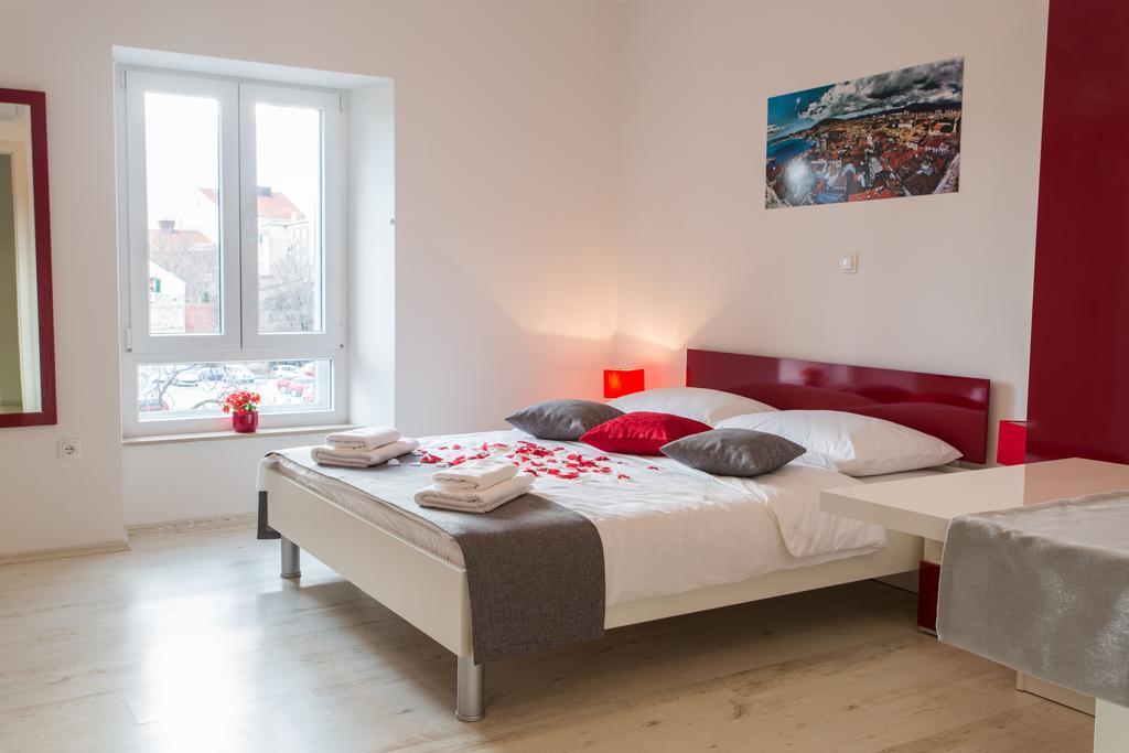 Gold Town Split Centre Old Town Apartman Szoba fotó